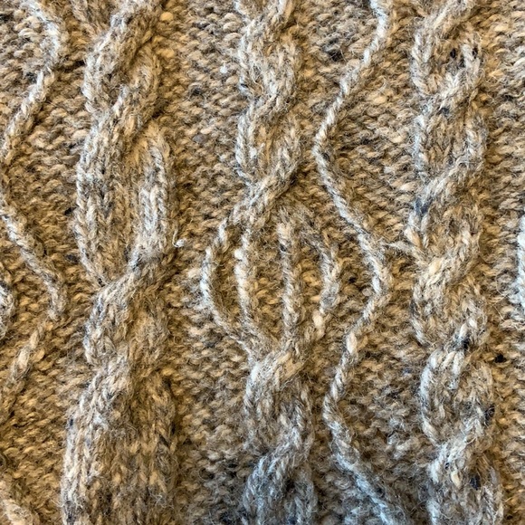 L.L. Bean wool sweater - Picture 10 of 10